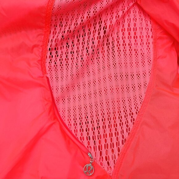 BEAUTIFUL PINK Lululemon Shell Jacket Women's Size 6 Pink lace accents - Picture 5 of 6